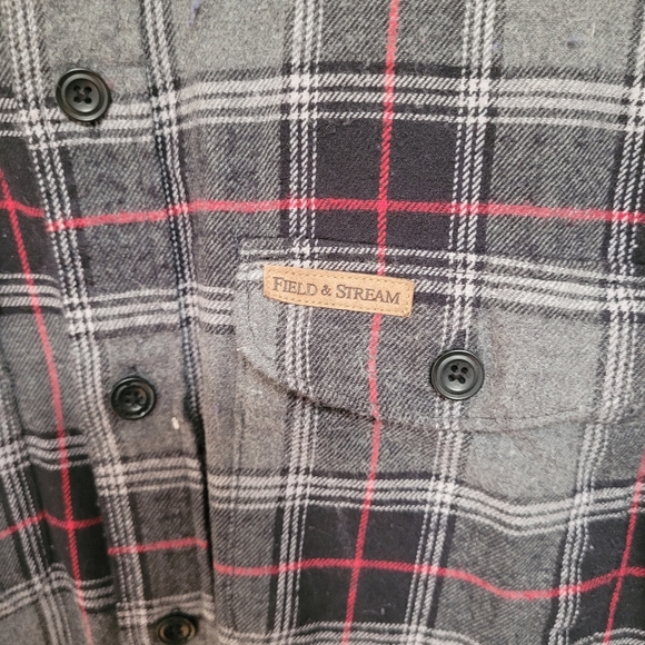 Field and Stream Grey Red And Black Flannel - Picture 4 of 5